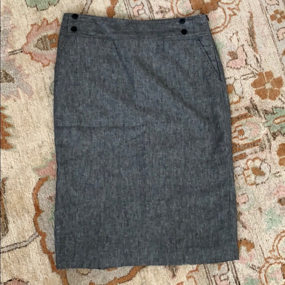 Grey pencil skirt